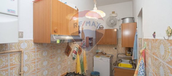 4 Schlafzimmer Haus in Città Sant'Angelo, Italy, Nr. 352660 12