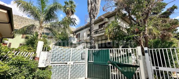 4 غرف نوم فيلا في Palermo, Italy رقم 48876 3