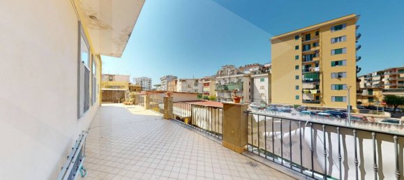 3 rooms Apartment in San Giorgio a Cremano, Italy No. 17515 16