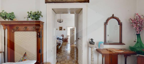3 rooms Apartment in San Giorgio a Cremano, Italy No. 17515 8