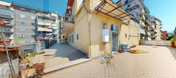 3 rooms Apartment in San Giorgio a Cremano, Italy No. 17515 5