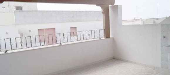 3 rooms Apartment in Salve, Italy No. 128847 13