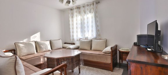 5 bedrooms House in Jouars-Pontchartrain, France No. 165215 8