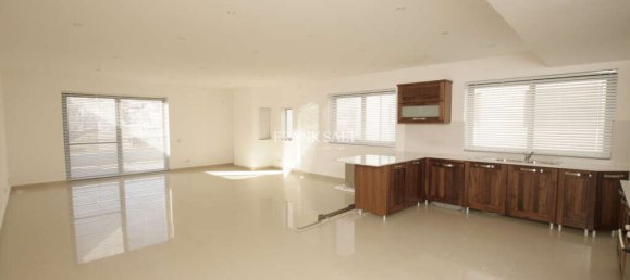 2 bedrooms Maisonette in Swieqi, Malta No. 9520 4