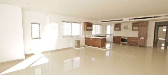 2 bedrooms Maisonette in Swieqi, Malta No. 9520 2