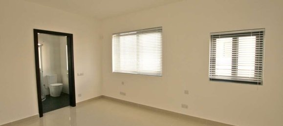 2 bedrooms Maisonette in Swieqi, Malta No. 9520 11