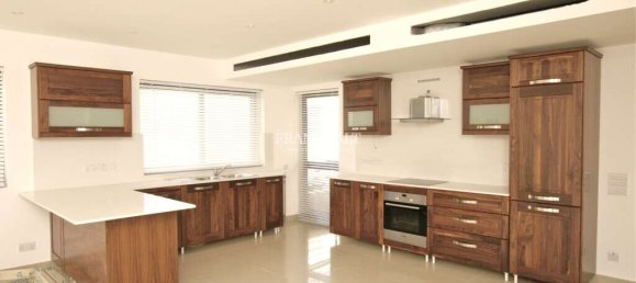 2 bedrooms Maisonette in Swieqi, Malta No. 9520 3