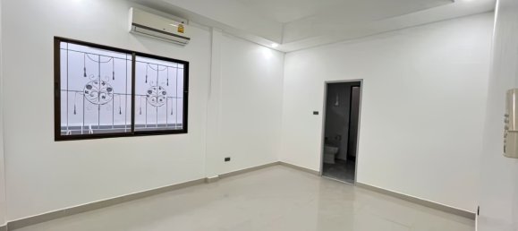 3 bedrooms Cafe / restaurant in Pattaya, Thailand No. 11463 9