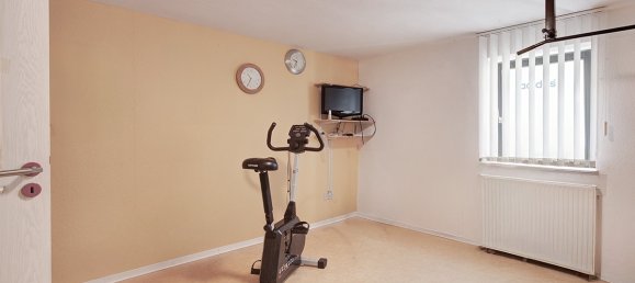 Casa de 6 habitaciónes en Altenkirchen, Germany No. 285604 28