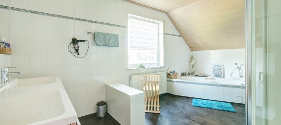 Casa de 6 habitaciónes en Altenkirchen, Germany No. 285604 22