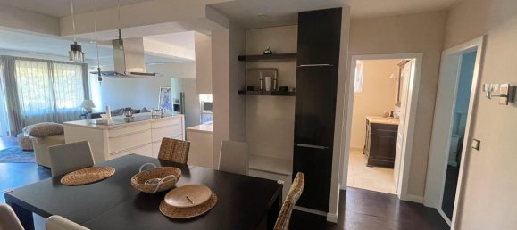 3 chambres Appartement à Eimsbuttel, Germany No. 107932 12