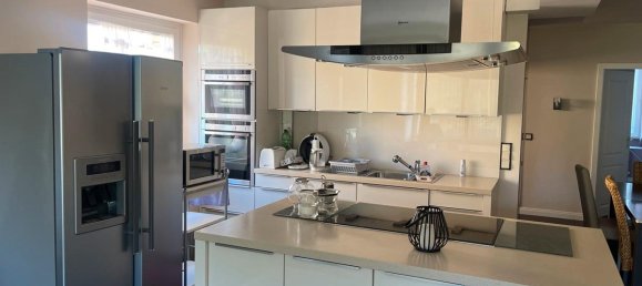 3 chambres Appartement à Eimsbuttel, Germany No. 107932 7