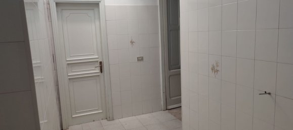 2غرفة شقة في Bari, Italy رقم 29868 14