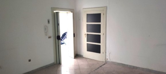 2غرفة شقة في Bari, Italy رقم 29868 19