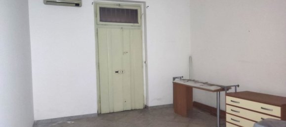 2غرفة شقة في Bari, Italy رقم 29868 24