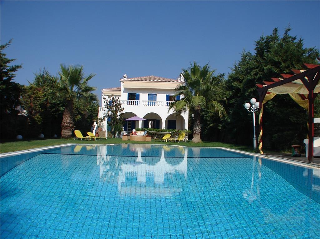 7 bedrooms Villa in Spetses, Greece No. 7504