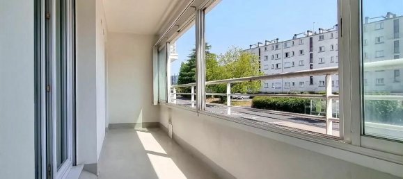 1 bedroom Apartment in Nantes, France No. 357922 5