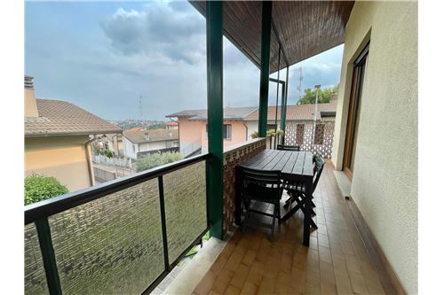 Вилла с 4 комнатами в Куччаго, Италия № 279241