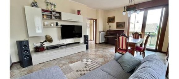 Вилла с 4 комнатами в Куччаго, Италия № 279241 5