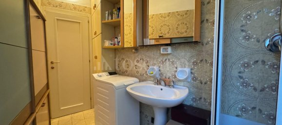 4 rooms House in Bologna, Italy No. 176819 25