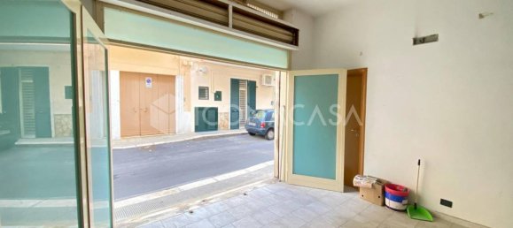 2-salle Propriété commerciale à Bitonto, Italy No. 24061 7