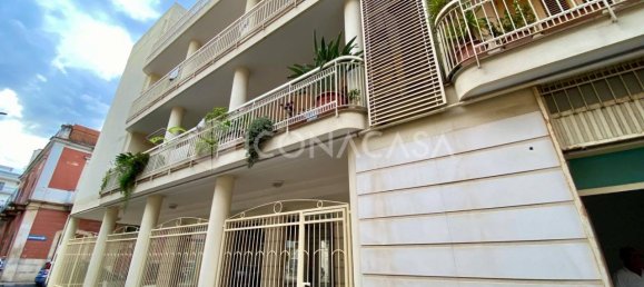 2-salle Propriété commerciale à Bitonto, Italy No. 24061 3