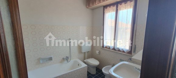 2 bedrooms House in Biella, Italy No. 152176 12