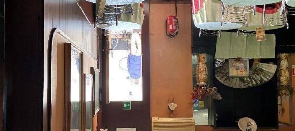 3 bedrooms Apartment in Magenta, Italy No. 276243 6