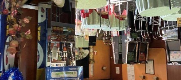 3 bedrooms Apartment in Magenta, Italy No. 276243 7