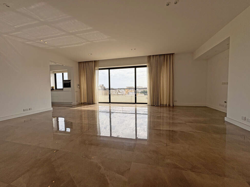 Квартира с 2 спальнями в Каппара, Мальта № 8663