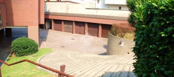 3 bedrooms Apartment in Sovico, Italy No. 294965 6