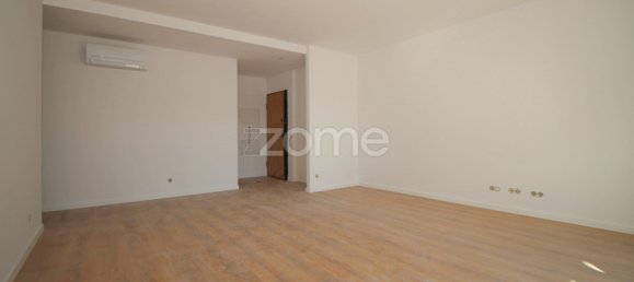 3 bedrooms Apartment in Odivelas, Portugal No. 86427 4