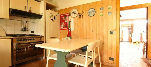 3 bedrooms House in Verona, Italy No. 280675 15