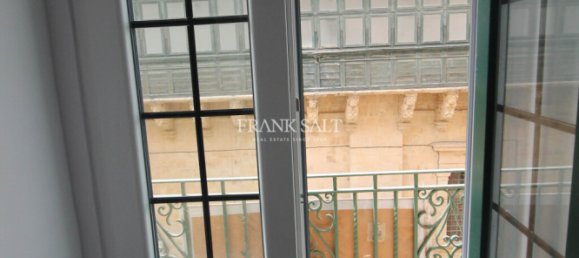 136m² Office in Valletta, Malta No. 13011 2