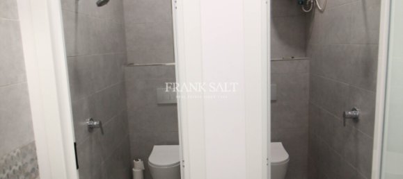 136m² Office in Valletta, Malta No. 13011 12