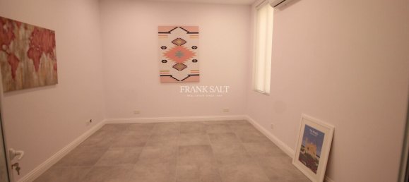 136m² Office in Valletta, Malta No. 13011 15