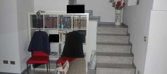 Casa de 2 divisões em Golasecca, Italy N.º 133021 20