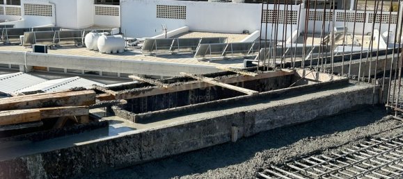 3 bedrooms Apartment in Mesa Geitonia, Cyprus No. 3752 11