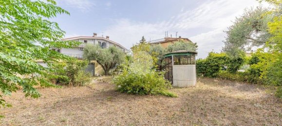 Terreno en Rome, Italy 1350 m² No. 279344 3