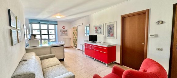 Studio in Loano, Italy, Nr. 85307 2