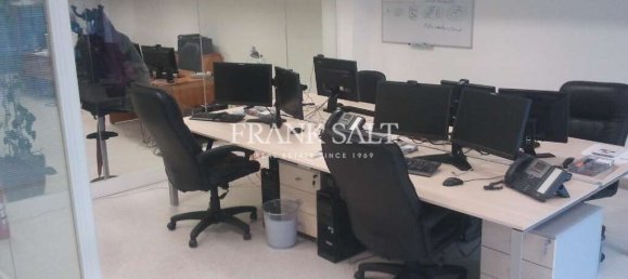 Oficina en Mosta, Malta No. 11795 4