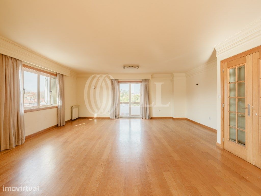 5 bedrooms Duplex in Porto, Portugal No. 117076