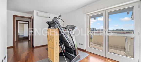 2 bedrooms Penthouse in Legnano, Italy No. 68073 15