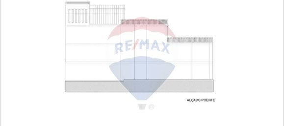 410m² Building in Lisbon, Portugal No. 70170 11