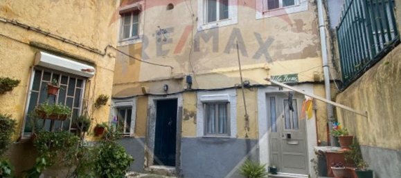 410m² Building in Lisbon, Portugal No. 70170 16