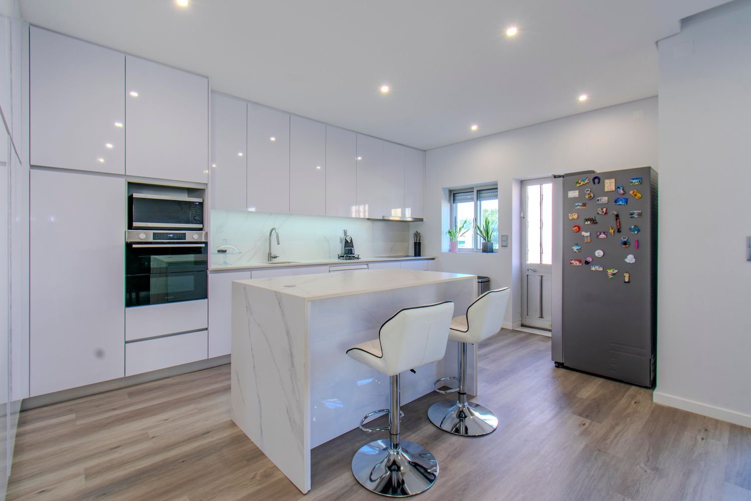 Casa de 3 dormitorios en Fanzeres, Portugal No. 235224