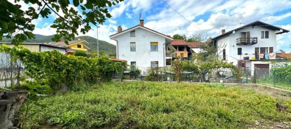 4 bedrooms House in Giaveno, Italy No. 335432 10