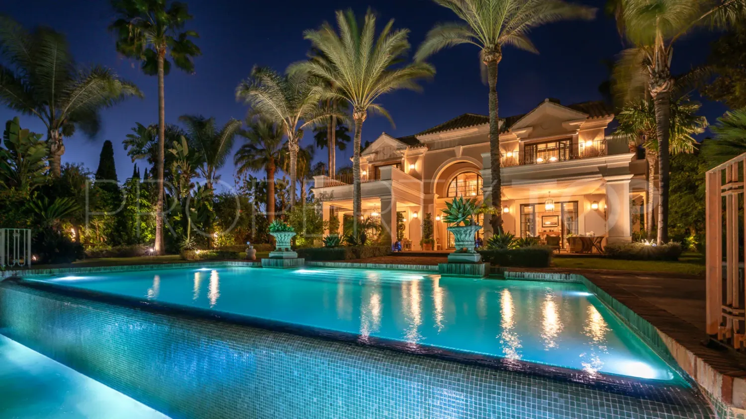 8 غرف نوم فيلا في Marbella, Spain رقم 187744