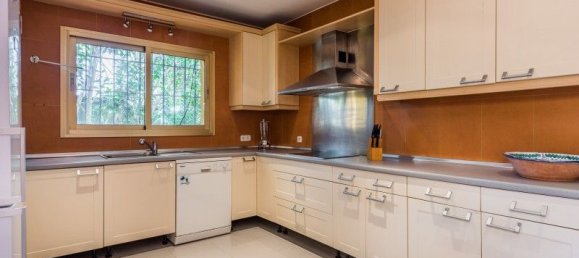 9 bedrooms Villa in Marbella, Spain No. 149460 6