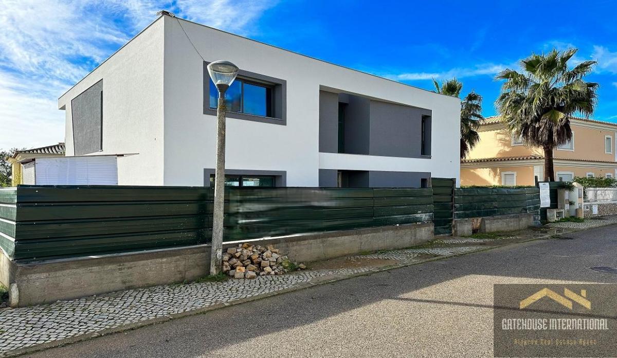 4 bedrooms Villa in Loule, Portugal No. 7761